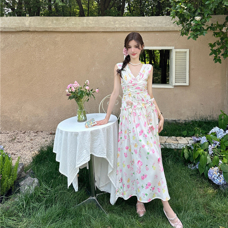 2025 pleated printing temperament V-neck dress women's summer new waist and thin retro vacation style long skirt