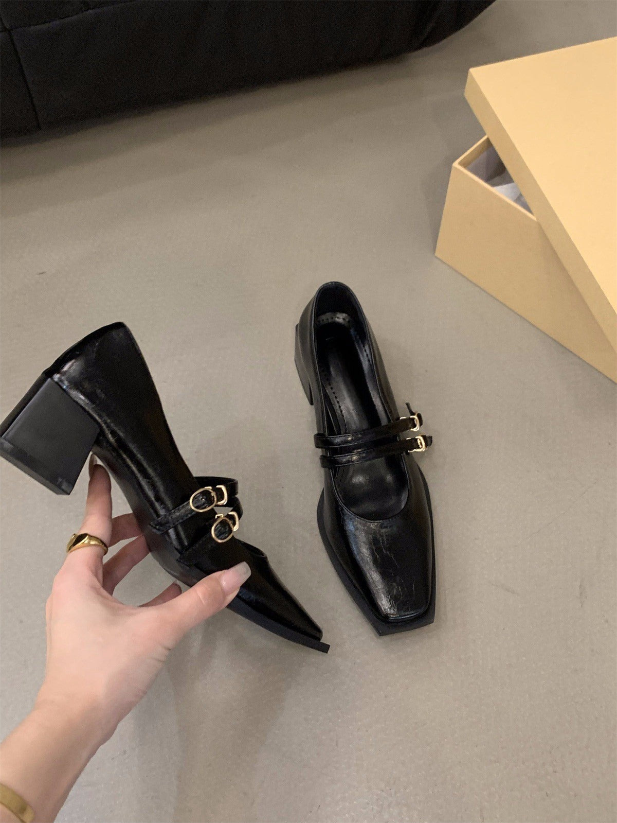 2025 High-heeled red Mary Jane small leather shoes women's shoes popular new autumn and winter retro temperament evening shoes