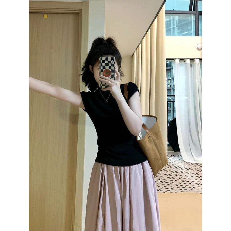 Summer clothes are matched with a complete set of small light and mature salt clothes, and a two-piece set of fried street age-reducing fashion tops.