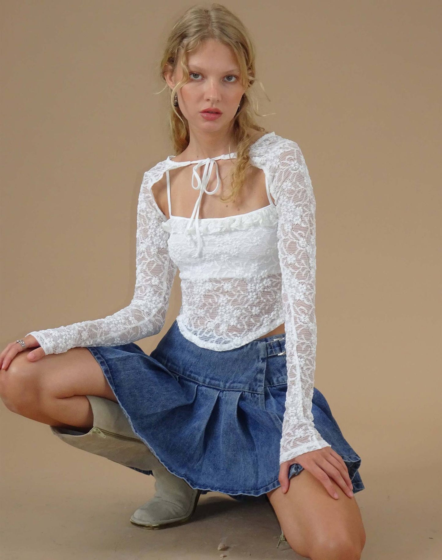2025 popular spring and summer new women, lace-up vest suspender sexy lace visual beach sunscreen two-piece set women
