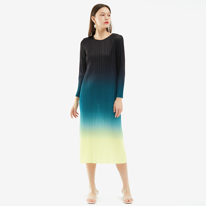 2025 spring temperament inner base gradual change pleated dress mid waist thin versatile Korean version long sleeve skirt women