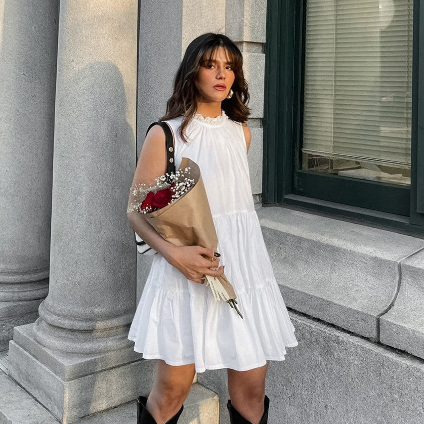 2025 Spring and summer versatile white temperament dress round neck sexy bow lace elegant loose short skirt women's clothing