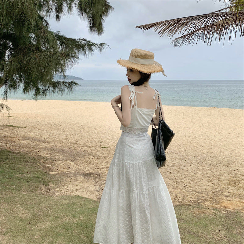 2025 Pure little white flower suspender top skirt women's summer heavy industry lace suspender skirt embroidered skirt white dress