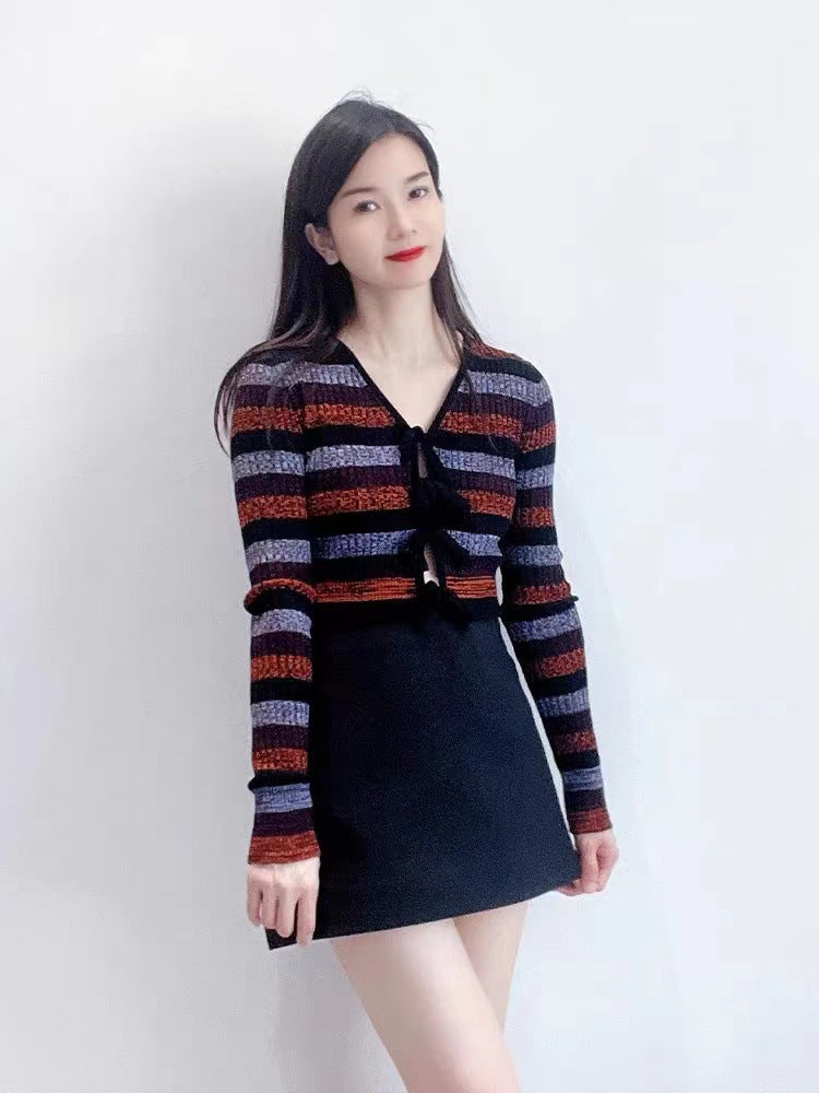 2025 GA home autumn and winter new spray striped merino wool lace-up slim short knitted sweater design contrasting color long-sleeved women