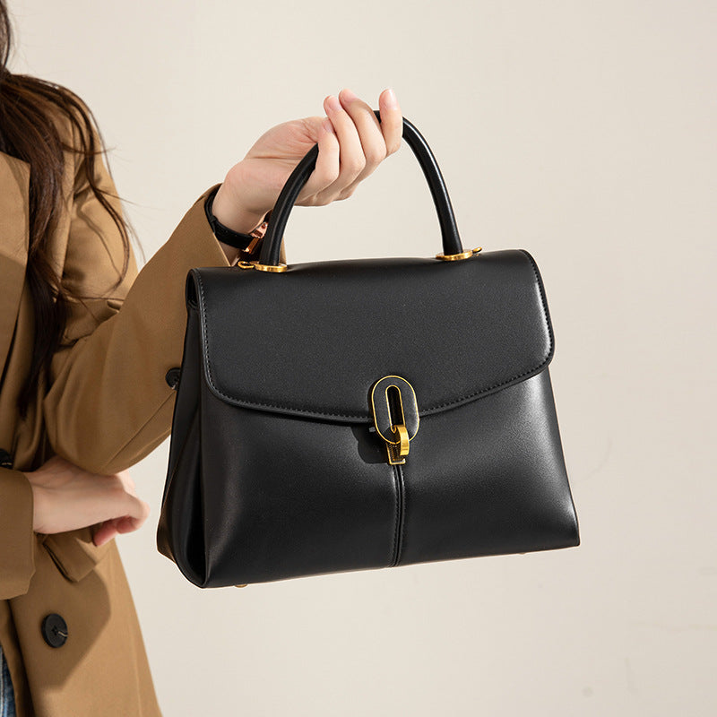 2025 Bag popular New Summer Fashion One Shoulder Niche Design Simple Commuter Bag PU Versatile Portable Women's Messenger Bag
