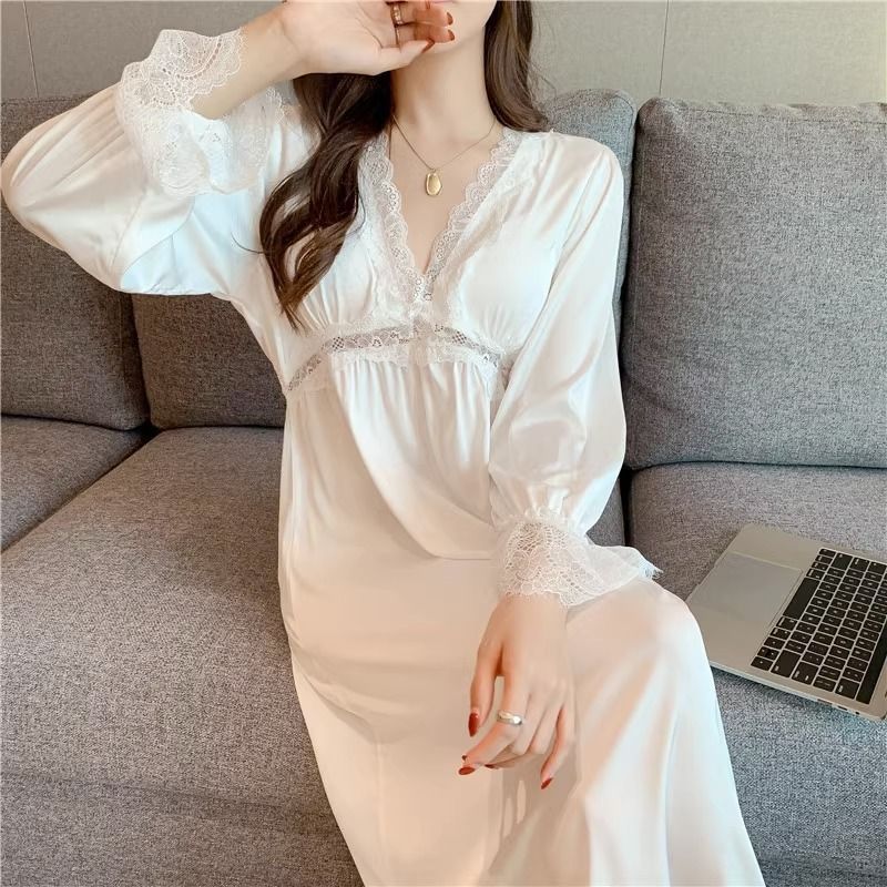 2025 Sexy nightgown women's spring, summer and autumn ice silk long-sleeved pajamas with chest pads, lace lace hollow long dress, thin loungewear