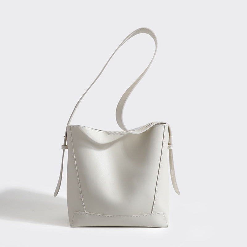 2025 Women's bag popular new spring bucket bag niche texture bag shoulder messenger bag large capacity commuter handbag