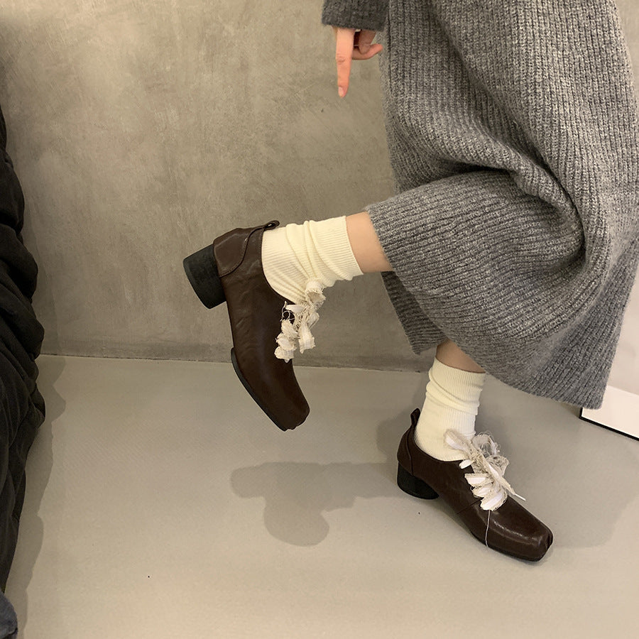2025 Retro square head thick heel brown small leather shoes women's popular autumn and winter new straps Korean version fashion high-end single shoes