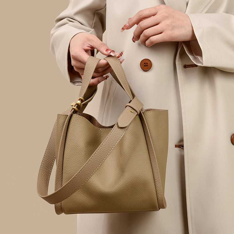 2025 Bucket bag popular new fashion small handbag simple versatile soft leather shoulder bag autumn and winter high-end bag women