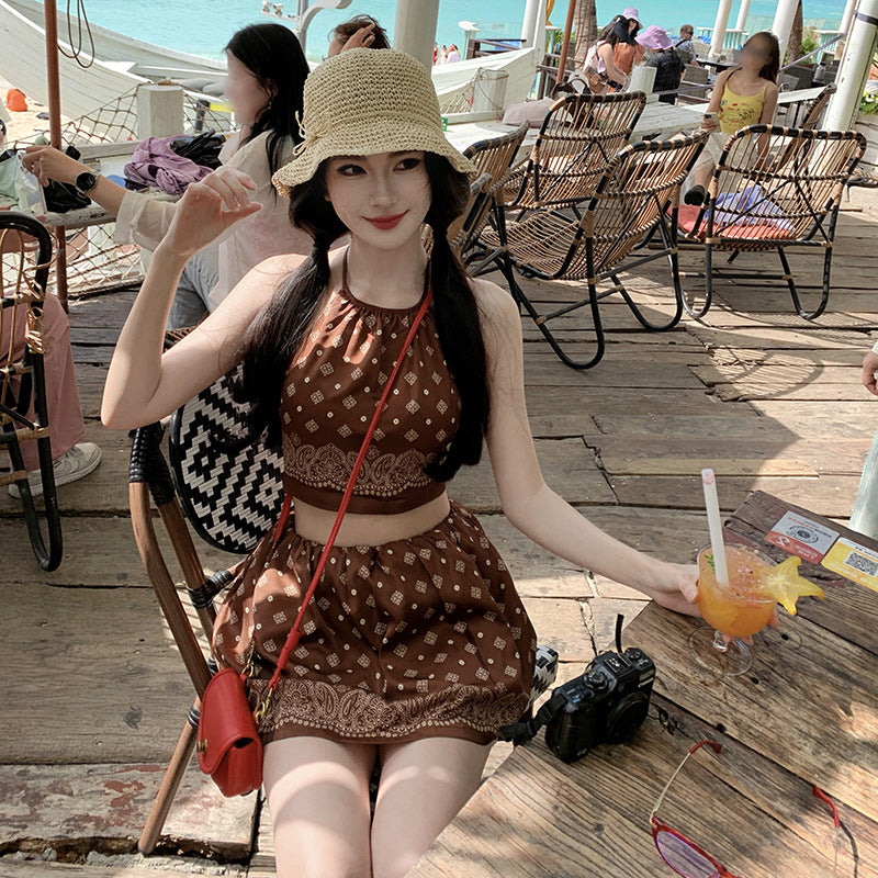 2025 Spice girl sexy wind suspender top female slim slim slim high waist skirt short seaside vacation two-piece suit summer