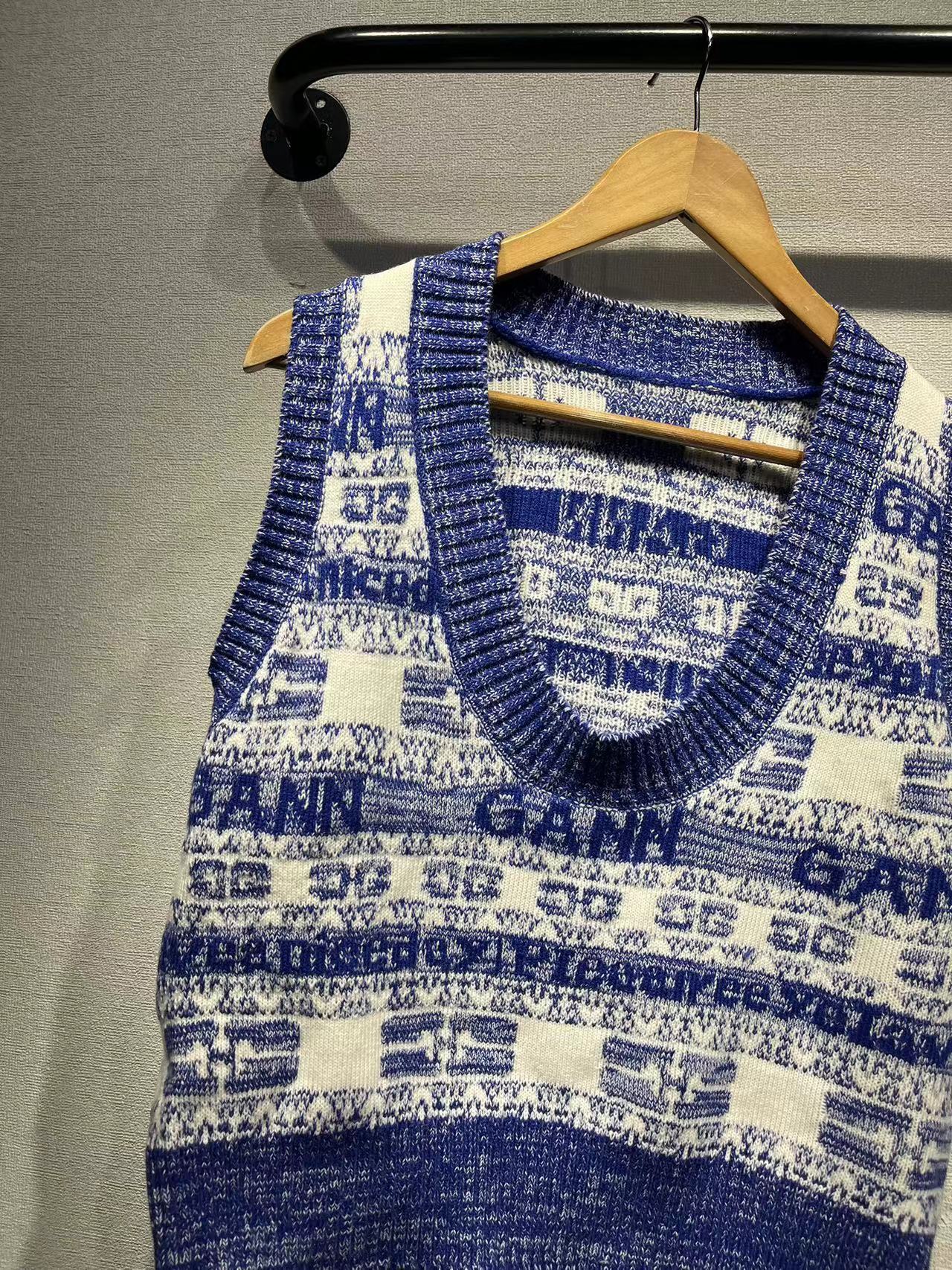 2025 Women's sweater vest autumn and winter new classic inlaid U-neck mixed color loose knitted vest women's pullover vest
