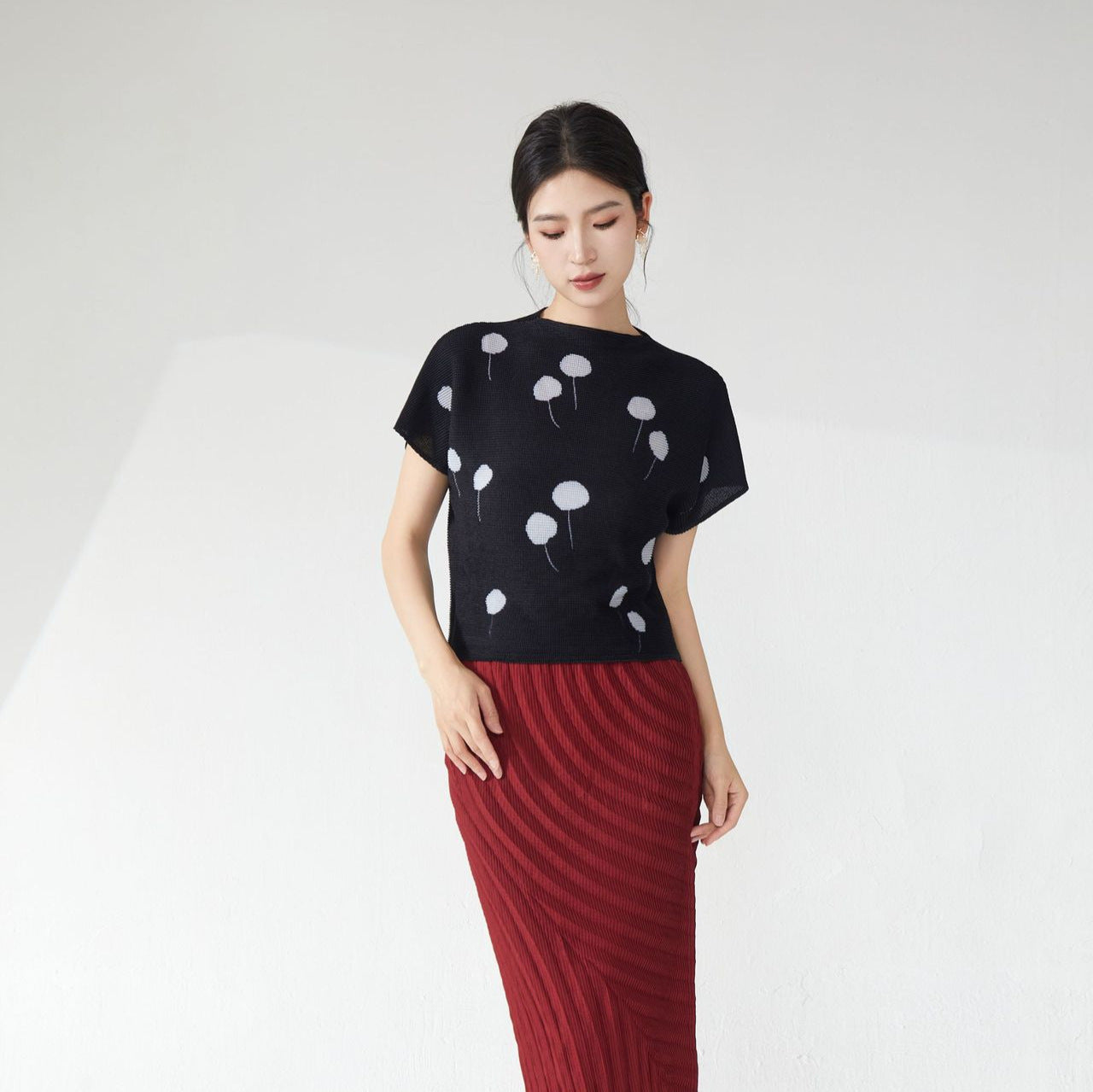Women's summer high-end top 2025 new polka dot loose meat-covering jumper casual pleated short-sleeved T-shirt