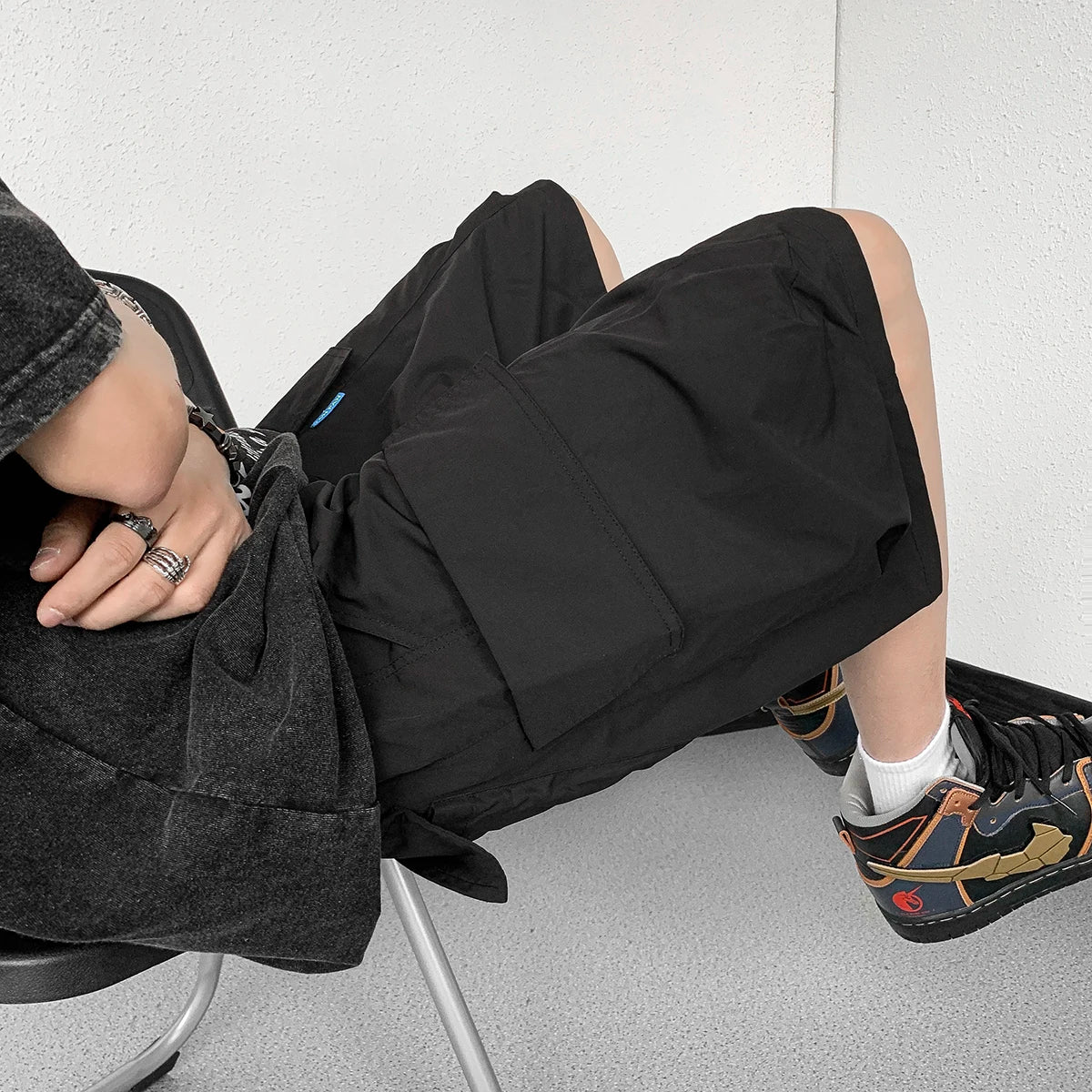 Bonsir Men Summer Cargo Shorts Buttons Loose Casual Multi-Pocket Baggy Streetwear Hip Hop Black Shorts