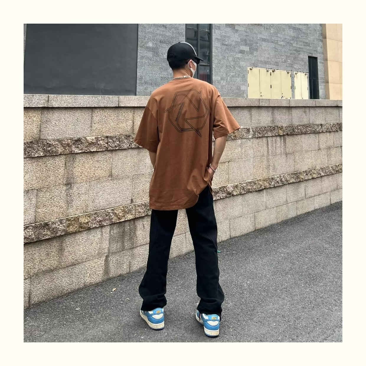 sanyamk New Fashion Letter Embroidery Vintage Brown Men Cargo Jeans Pants Ankle Zipper Hip Hop Baggy Straight Denim Trousers Pantalones