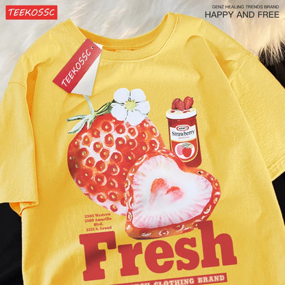 sanyamk  Fresh Strawberry American Retro Creative Printed Short Sleeved T-shirt Men Women Trendy Brand Loose Versatile Half Sleeved Shirt