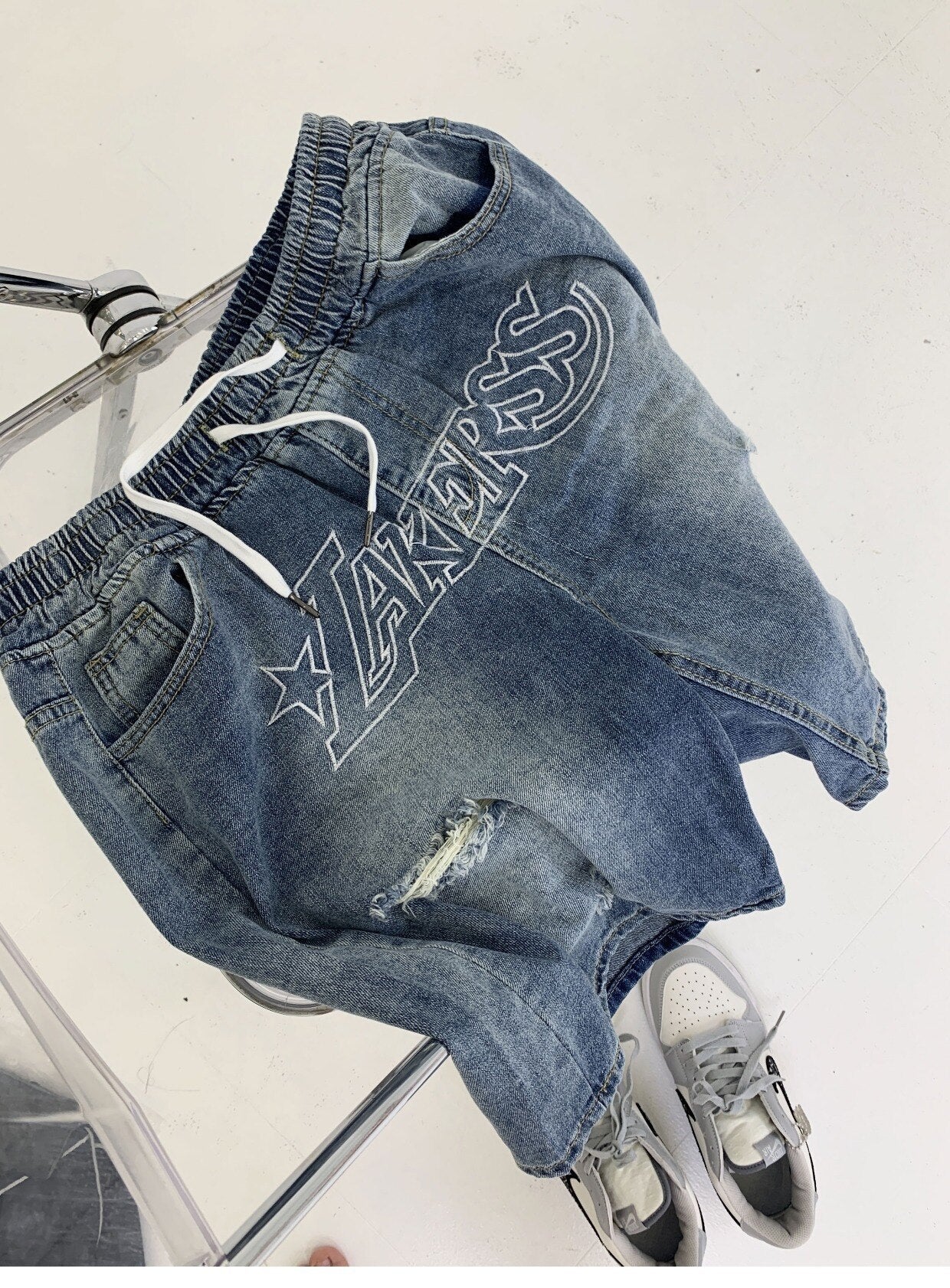 Bonsir Men's Denim Shorts Letter Embroidery Ripped Hole Short Jeans Women Wide Leg Shorts Hip Hop Drawstring Vintage Denim Pants Summer